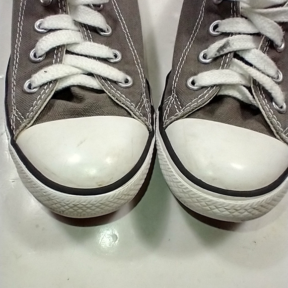 Converse Chuck Taylor All Star Low Top Shoes Women's sz 7. - Picture 10 of 10